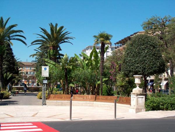 Bed & Breakfast Bompadre Civitanova Marche Exterior photo